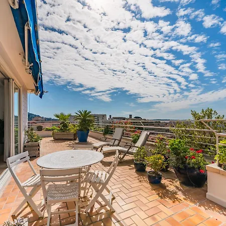 Lägenhet 2 Pieces Proche Centre - Vue Panoramique - Toit Terrasse