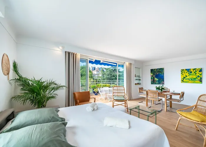 2 Pieces Proche Centre - Vue Panoramique - Toit Terrasse Cannes